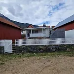 Ved Fjorden I Solvorn