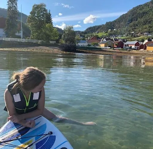 Σπίτι διακοπών Ved Fjorden I Solvorn *