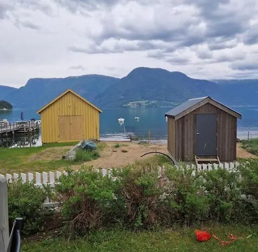 Prázdninový dům Ved Fjorden I Solvorn Luster